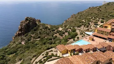 Paesaggio naturale nelle vicinanze della villa
