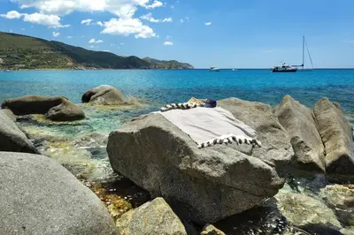 Paesaggio naturale nelle vicinanze della villa