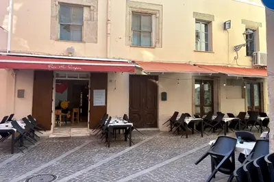 Ristorante o altro punto ristoro di Studio privato Oristano piazza Roma