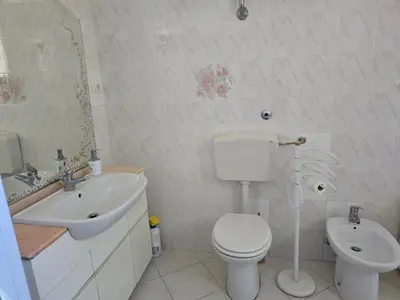 Bagno di Casa Dina