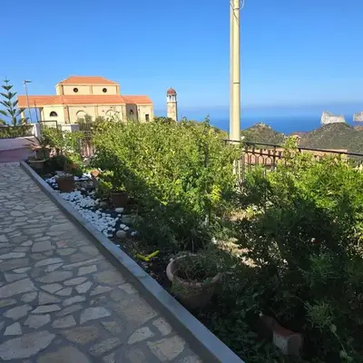Casa Dina