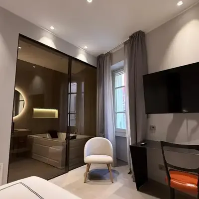 Leopoldo Suites