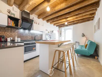 Cucina o angolo cottura di Classic Urban Elegance