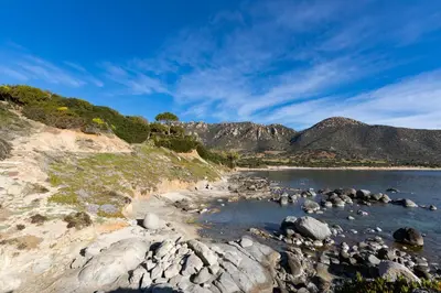 Paesaggio naturale nelle vicinanze della villa
