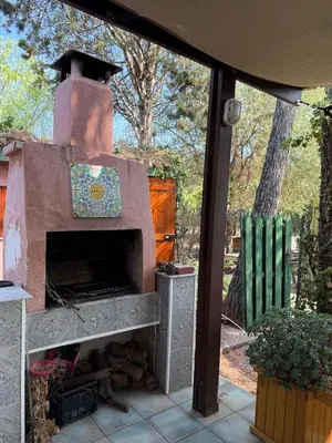 Attrezzature per barbecue disponibili per gli ospiti della casa vacanze