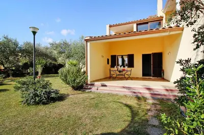 Giardino di Apartment on Costa Rei near White Beaches