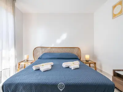 Letto o letti in una camera di Sunset Oasis Apartment