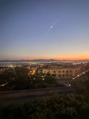 Alba o tramonto visti dall'interno dell'appartamento o dai dintorni