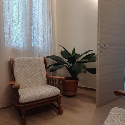 Area soggiorno di Ketty, La casa del cuore