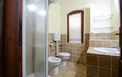 Bagno di 3 Bedroom Awesome Home In Costa Rei