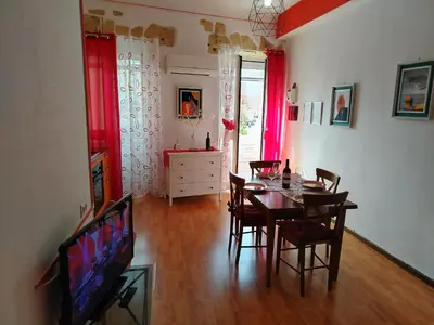 Planimetria di Yenne Home