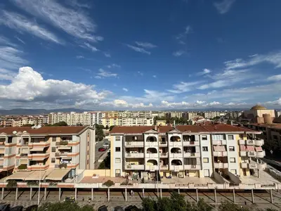 Vista generica su Quartu SantʼElena o vista sulla città dall'interno dell'appartamento