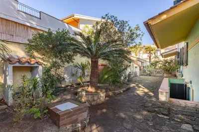Giardino di Villa Ray - Front row beachfront with garden
