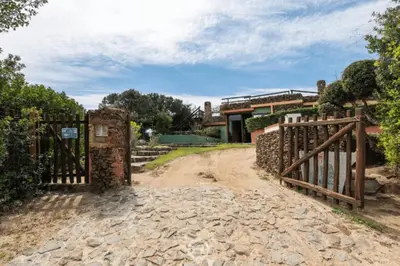 Giardino di Waterside Oasis House