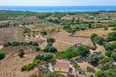 Paesaggio naturale nelle vicinanze della casa vacanze