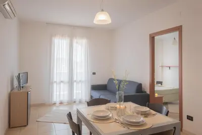 Planimetria di Stylish Residence Le Fontane 2 BedrApt T6 sleeps 6