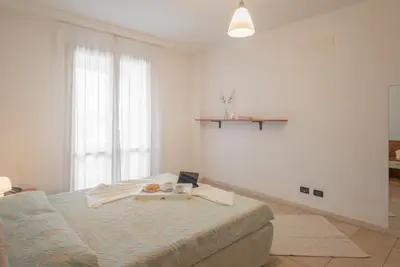 Planimetria di Stylish Residence Le Fontane 2 BedrApt T6 sleeps 6