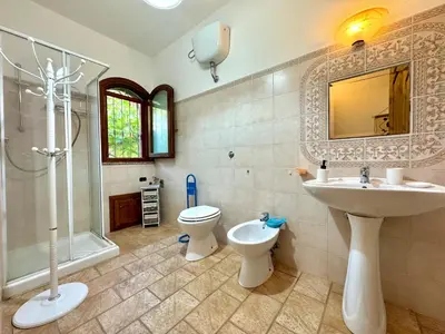 Bagno di Happy Houses With Garden