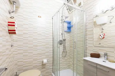 Bagno di Greenway Rifugio con Patio a 2 min dal mare