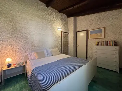 Letto o letti in una camera di Hilltop Sardinian villa - 350m from a wild cove