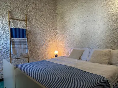 Letto o letti in una camera di Hilltop Sardinian villa - 350m from a wild cove