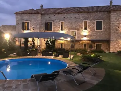 Piscina di Holiday Home mit Wasserblick by Interhome o nelle vicinanze