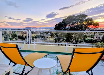 Balcone o terrazza di Oasis on the Gulf with a Sea View - Unique Roof Top Condo