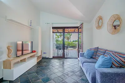 Area soggiorno di Waves Apartment, only 250m from the sea