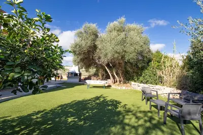 Giardino di Alva, only 300m from the sea