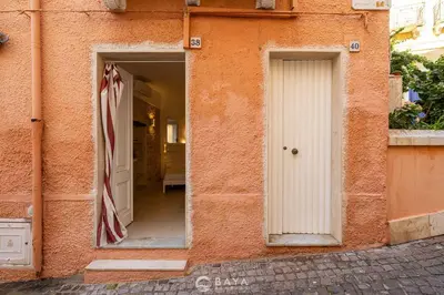 Planimetria di Ca' Rouge - Modern & Bright 3BR Boutique Retreat in the Heart of Carloforte