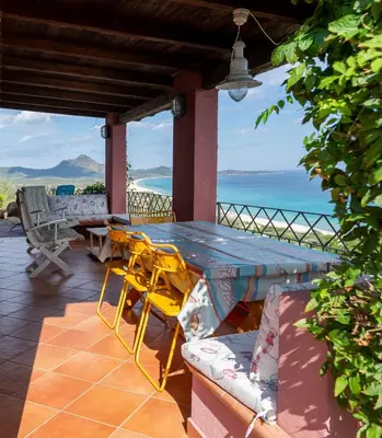 Paesaggio naturale nelle vicinanze della casa vacanze