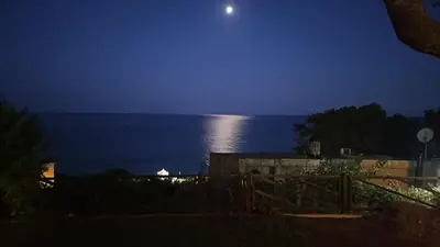 Paesaggio naturale nelle vicinanze della casa vacanze