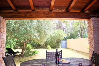 Giardino di Su Moddissi, 250m from the beach