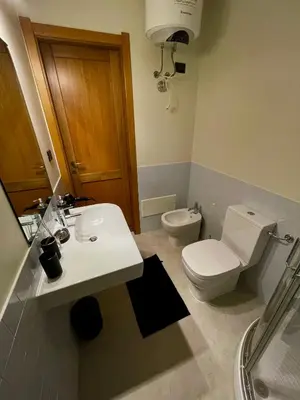 Bagno di Alloggio con parcheggio privato - Cagliari