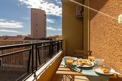 Cibo presso l'appartamento o nelle vicinanze