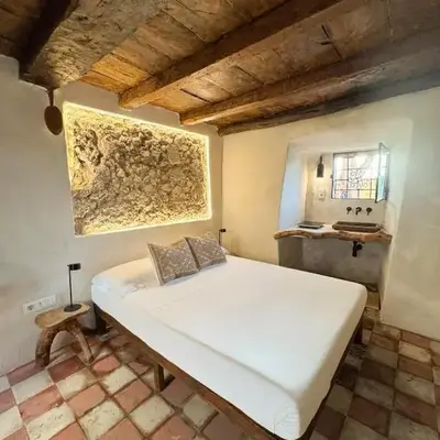 Kalma Elephant Tower Guardians House - Historic Stay at Old Town