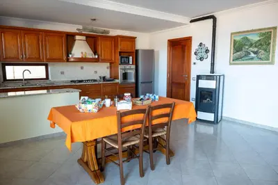 Cucina o angolo cottura di House Gennauara
