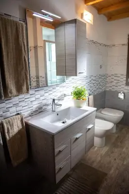 Bagno di Appartamento Camisa - Il Gelso