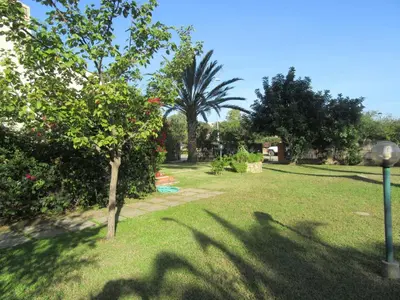Planimetria di Holiday Home quadri blue by Interhome