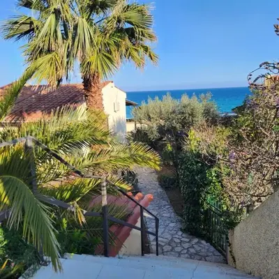 Holiday Home Casa Giusy mit Terrasse und Meerblick by Interhome