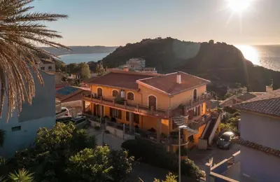 Paesaggio naturale nelle vicinanze della casa vacanze