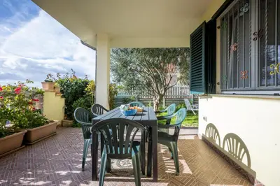 Balcone o terrazza di GuestHost - Relax & Fun Home between sea & city