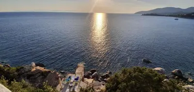 Paesaggio naturale nelle vicinanze della villa