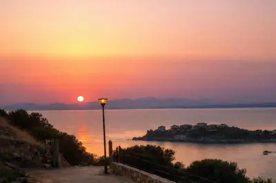 Paesaggio naturale nelle vicinanze della villa