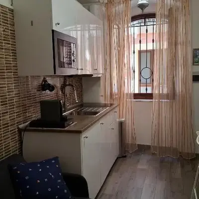 Restituta Cozy Home