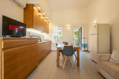 TV o dispositivi per l'intrattenimento presso Dreamy Villa - Elegante a 3 minuti a piedi dal Mare- wi-fi e parcheggio privato