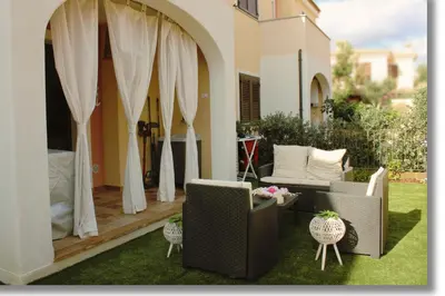 Planimetria di Simius Yanna House