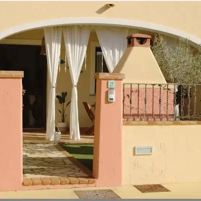 Simius Yanna House