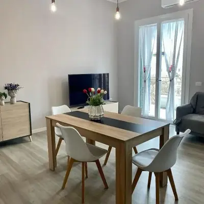 Stefy House - Apartment in Cagliari- super Balcony