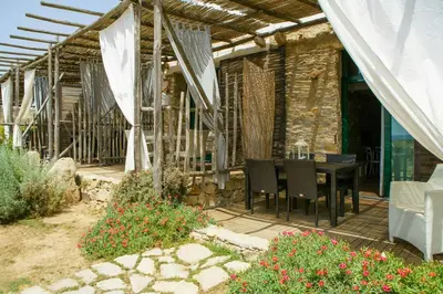 Patio o area all'aperto di Residence Among Scrubland And Beaches In Cova